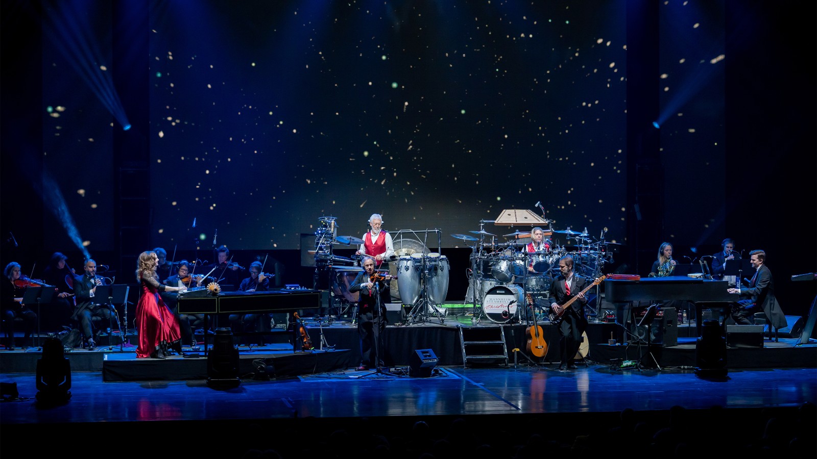 Mannheim Steamroller Christmas by Chip Davis